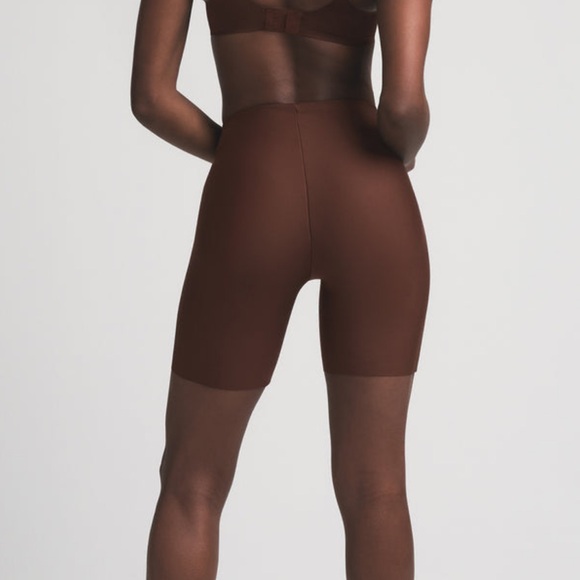 NWT SKIMS BODY BUTT ENHANCING PADDED SHORT IN COCOA SIZE 2X - Picture 5 of 6